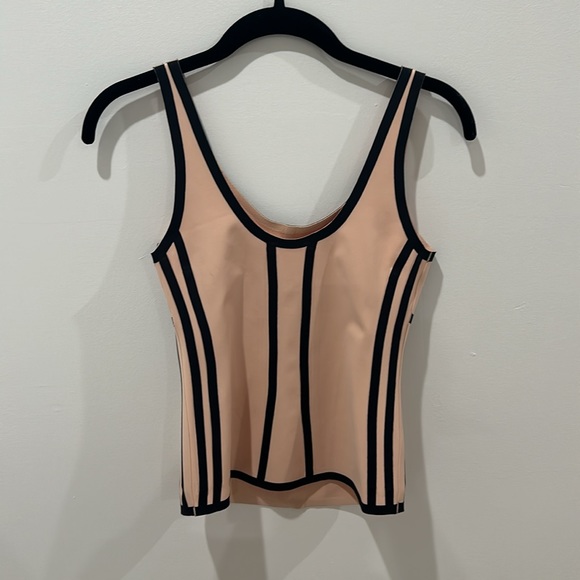 Honeylove Boldness Tank - Picture 5 of 7